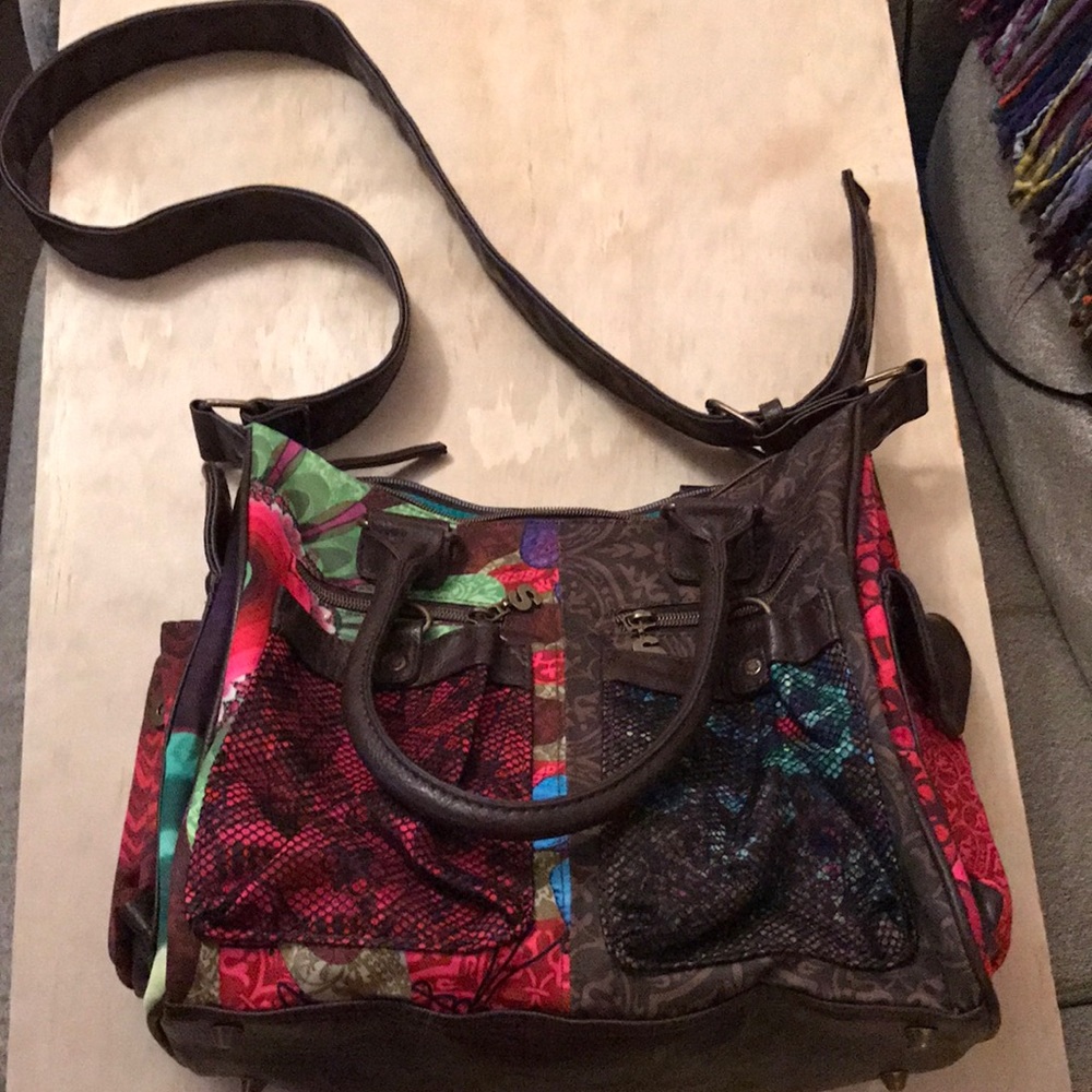 Desigual purse
